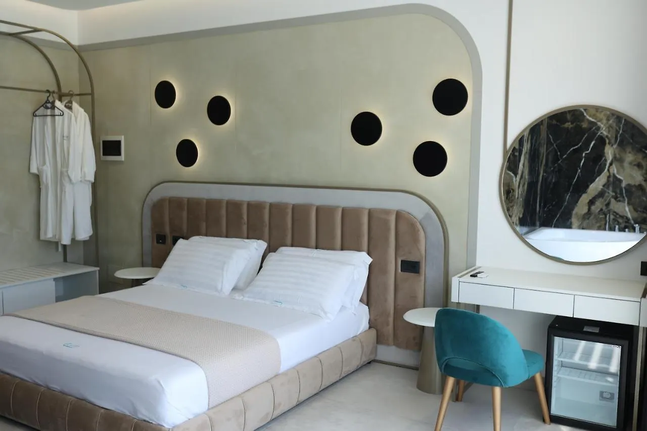 Comfort Suites Golem  Hotel